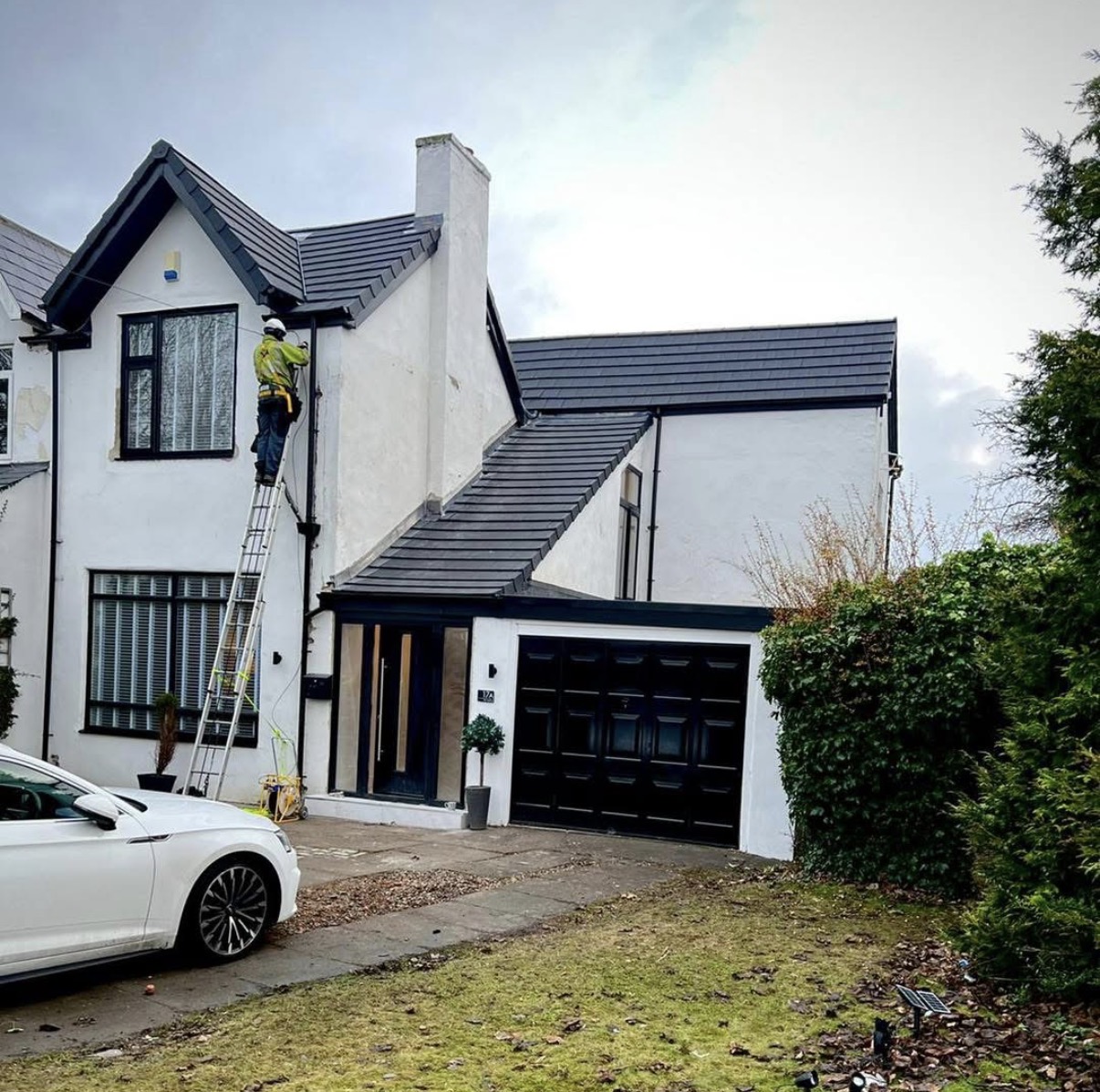 Finished roofline with tidy verges